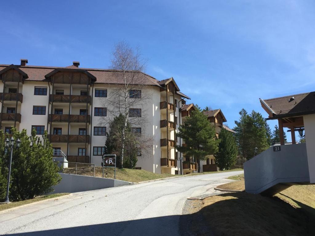 Familienapartment Sonne Und Schnee Kanzelhohe Экстерьер фото